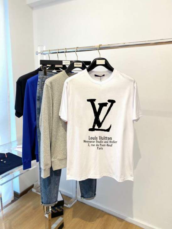 Picture of Louis Vuitton T Shirts Short _SKULVM-5XLkdtr268112